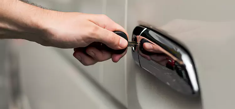 Why Choose Our Auto Locksmith Team in La Vergne, TN?