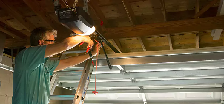 Garage Door Opener Sales and Installation La Vergne