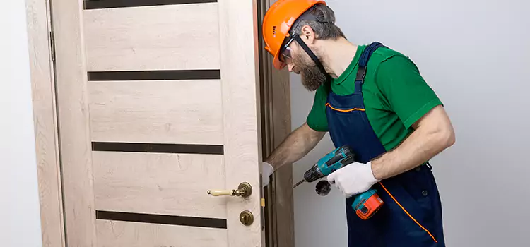 Replace Internal Door Handle with Lock La Vergne